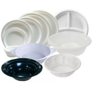 Пластиковые тарелки