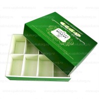Картонная коробка для конфет, 8 секций, 130x110x30 мм