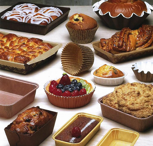Торты и пирожные, пироги в формах и контейнерах