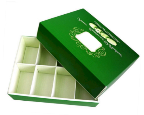 Зеленая картонная коробка для конфет на 8 секций