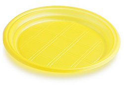 жёлтая одноразовая тарелка из пластика